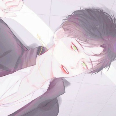 陈伟霆陪儿子打疫苗